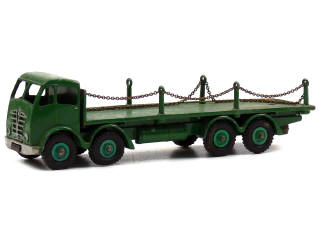 Lot 668 - DINKY TOYS (GB) (1)
