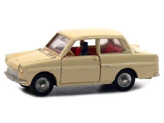 Lot 554 - DINKY TOYS (FRANCE) (1)