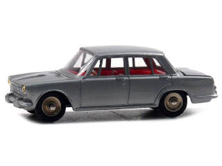 Lot 560 - DINKY TOYS (FRANCE) (1)