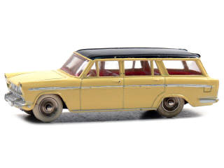 Lot 570 - DINKY TOYS (FRANCE) (1)