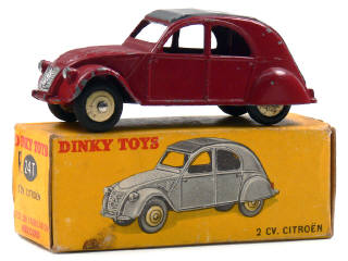 Lot 543 - DINKY TOYS (FRANCE) (1)