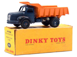 Lot 591 - DINKY TOYS (FRANCE) (1)