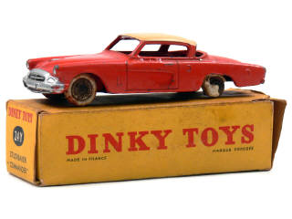 Lot 546 - DINKY TOYS (FRANCE) (1)