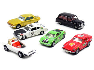 Lot 526 - CORGI TOYS (GB) (6)