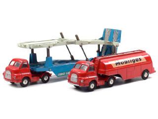 Lot 511 - CORGI TOYS (GB) (2)