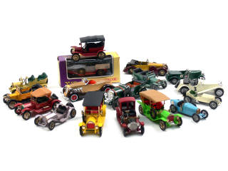 Lot 446 - MATCHBOX - MODELS OF YESTERYEAR (GB) (17)