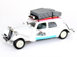 Lot 54 - UNIVERSAL HOBBIES (CHINE) (1)