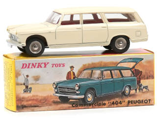 Lot 887 - DINKY TOYS (FRANCE) (1)
