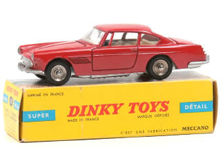 Lot 876 - DINKY TOYS (FRANCE) (1)