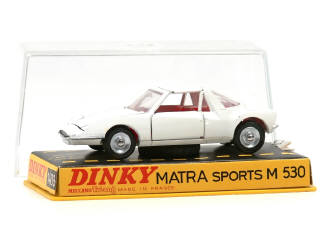 Lot 914 - DINKY TOYS (FRANCE) (1)