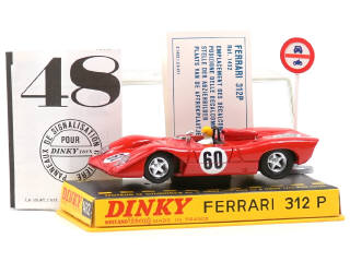 Lot 957 - DINKY TOYS (FRANCE) (1)