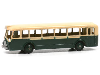 Lot 989 - DINKY TOYS (FRANCE) (1)