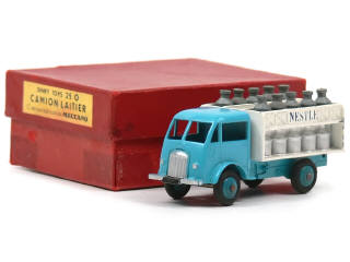 Lot 980 - DINKY TOYS (FRANCE) (1)