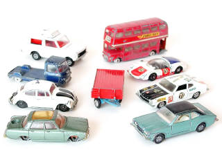 Lot 156 - CORGI TOYS (GB) (9)