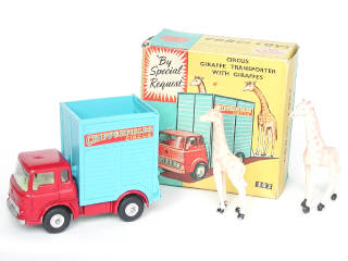 Lot 157 - CORGI TOYS (GB) (1)