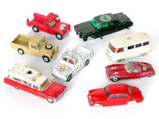 Lot 73 - CORGI TOYS (GB) (8)