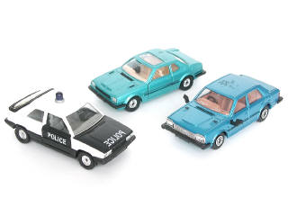 Lot 75 - CORGI TOYS (GB) (3)