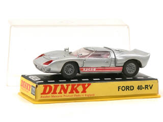 Lot 672 - DINKY TOYS (GB) (1)