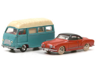 Lot 606 - DINKY TOYS (FRANCE) (2)