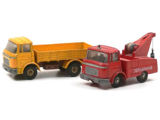 Lot 624 - DINKY TOYS (FRANCE) (2)