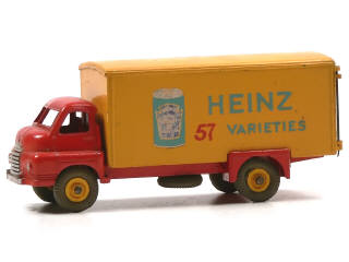 Lot 701 - DINKY TOYS (GB) (1)