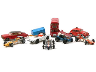 Lot 428 - CORGI TOYS (GB) (9)