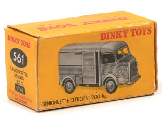 Lot 233 - DINKY TOYS (FRANCE) (1)