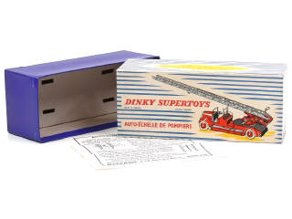 Lot 259 - DINKY TOYS (FRANCE) (1)