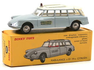 Lot 104 - DINKY TOYS (FRANCE) (1)