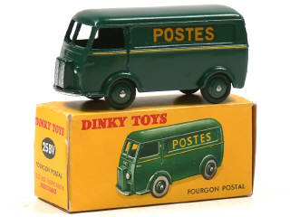 Lot 136 - DINKY TOYS (FRANCE) (1)