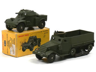 Lot 196 - DINKY TOYS (FRANCE) (2)
