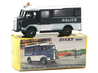 Lot 197 - DINKY TOYS (FRANCE) (1)