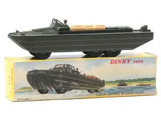 Lot 209 - DINKY TOYS (FRANCE) (1)