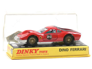 Lot 229 - DINKY TOYS (GB) (1)