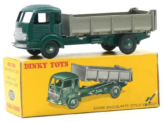 Lot 181 - DINKY TOYS (FRANCE) (1)