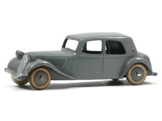 Lot 125 - DINKY TOYS (FRANCE) (1)