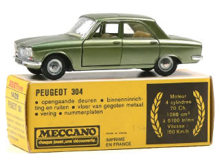 Lot 209 - DINKY TOYS (FRANCE) (1)