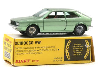 Lot 212 - DINKY TOYS (FRANCE) (1)