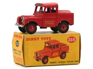 Lot 68 - DINKY TOYS (GB) (1)