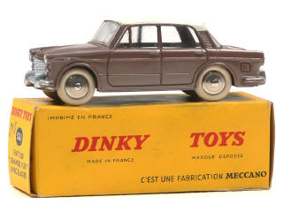 Lot 170 - DINKY TOYS (FRANCE) (1)