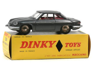 Lot 166 - DINKY TOYS (FRANCE) (1)