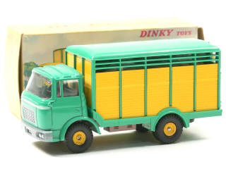 Lot 218 - DINKY TOYS (FRANCE) (1)