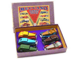Lot 786 - DINKY TOYS (FRANCE) (7)