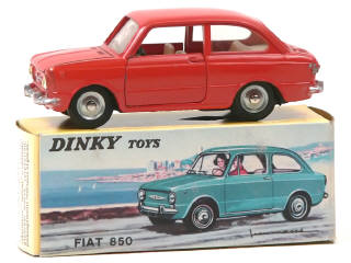 Lot 890 - DINKY TOYS (FRANCE) (1)