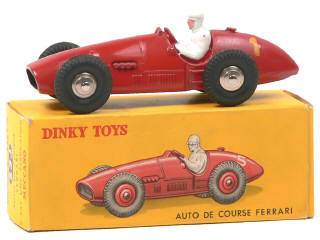 Lot 799 - DINKY TOYS (FRANCE) (1)