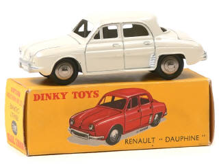 Lot 817 - DINKY TOYS (FRANCE) (1)