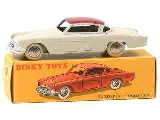 Lot 862 - DINKY TOYS (FRANCE) (1)