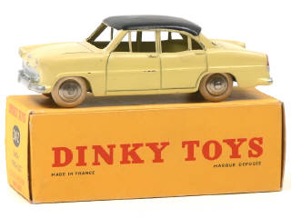 Lot 866 - DINKY TOYS (FRANCE) (1)