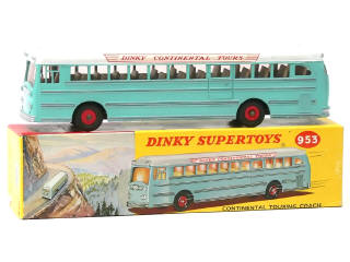 Lot 706 - DINKY TOYS (GB) (1)