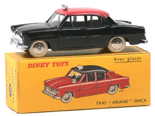 Lot 867 - DINKY TOYS (FRANCE) (1)
